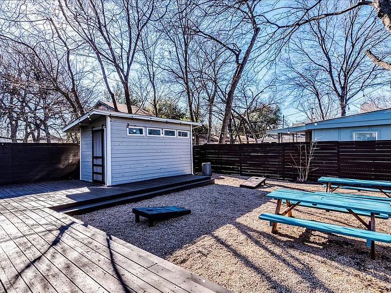 2203 Santa Rita St — Photo 15