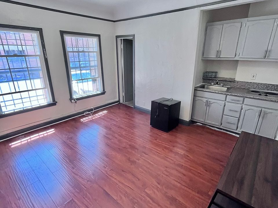 2nd image of 249 S Harvard Blvd APT 104