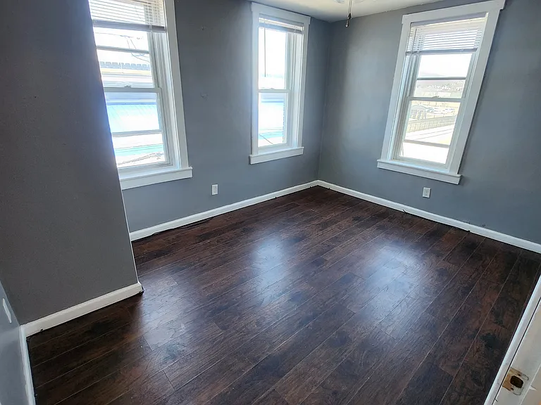138 Henry St #3E — Photo 15