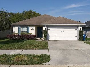 11868 Hayden Lakes Cir, Jacksonville, FL 32218