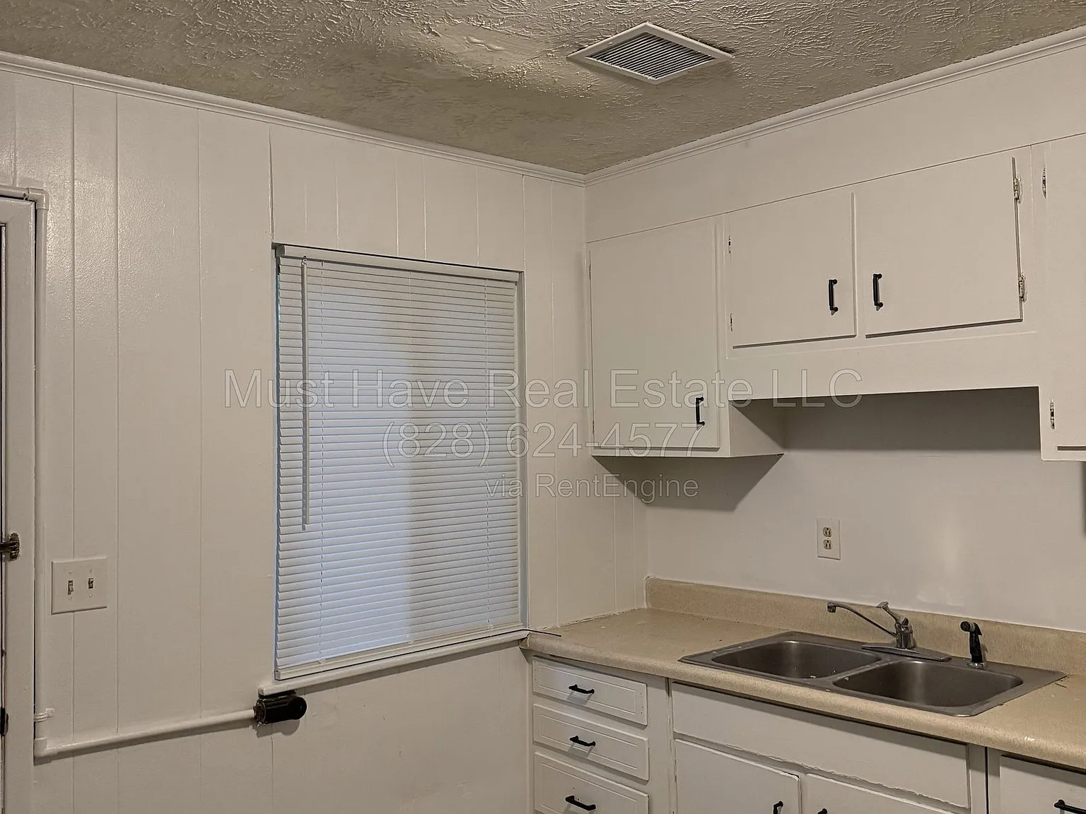 2 bed, 1.0 bath, $950 — Photo 3