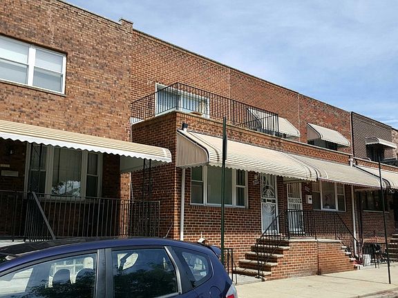 2nd image of 2728 S Hutchinson St