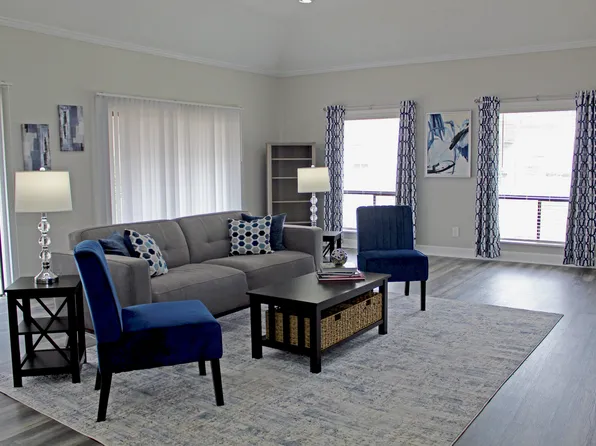 Woodland Villas Apartments