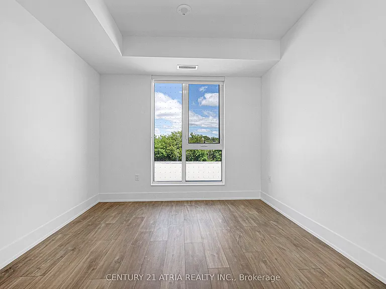 858 Dupont St #306 — Photo 23