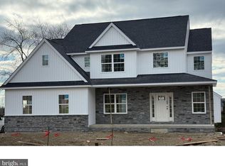 208 Schwenk Rd, Perkiomenville, PA 18074