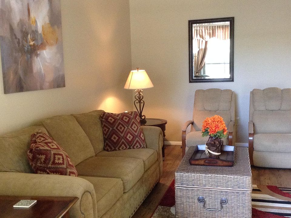 1st image of 9969 W Hawthorn Dr