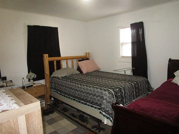 5th image of 605 Whipple Ave
