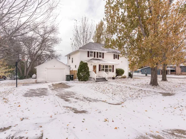 511 E Division St, Elbow Lake, MN 56531