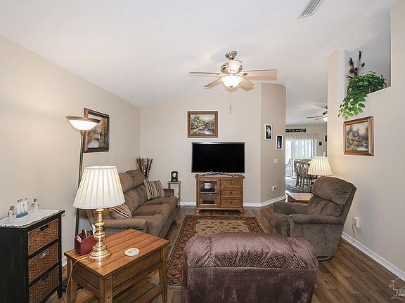 4th image of 4890 Hilarita Cir
