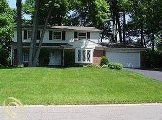 2903 Aspen Ln, Bloomfield Hills, MI