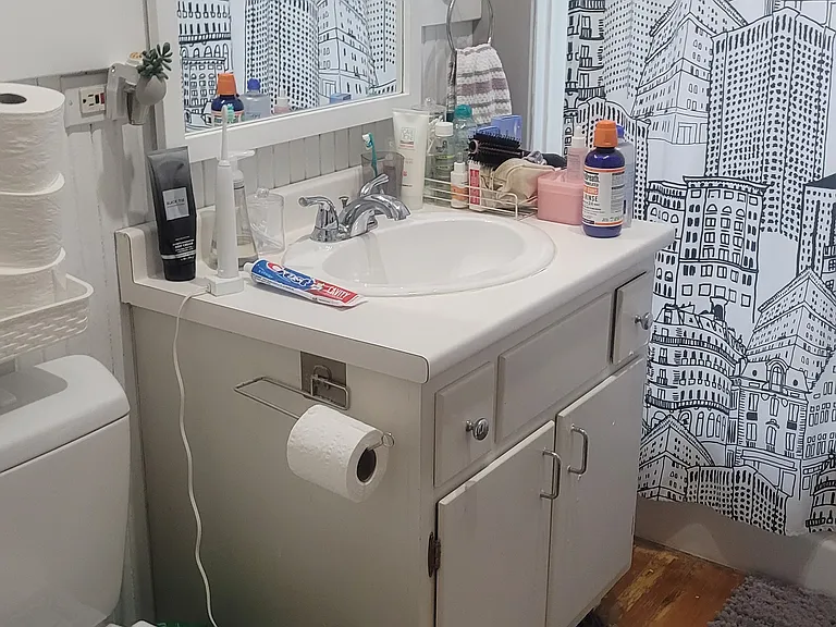 31 Amaranth Ave #1 — Photo 15