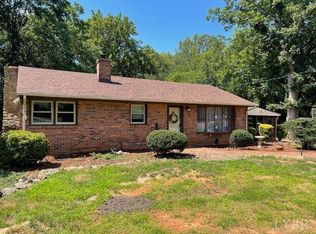 110 Walton Dr, Lynchburg, VA 24502