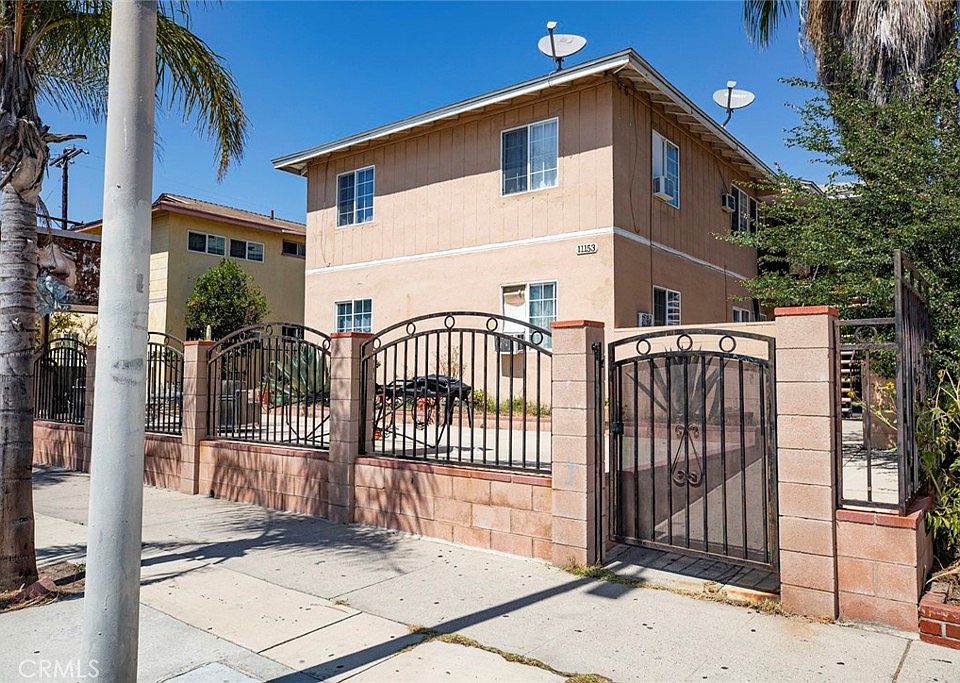 1st image of 11153 Sherman Way