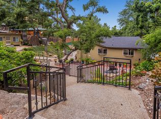 6623 Clear Spring Rd, Simi Valley, CA 93063