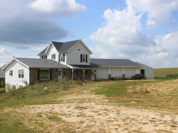 23363 Tollgate Rd, Holy Cross, IA 52053