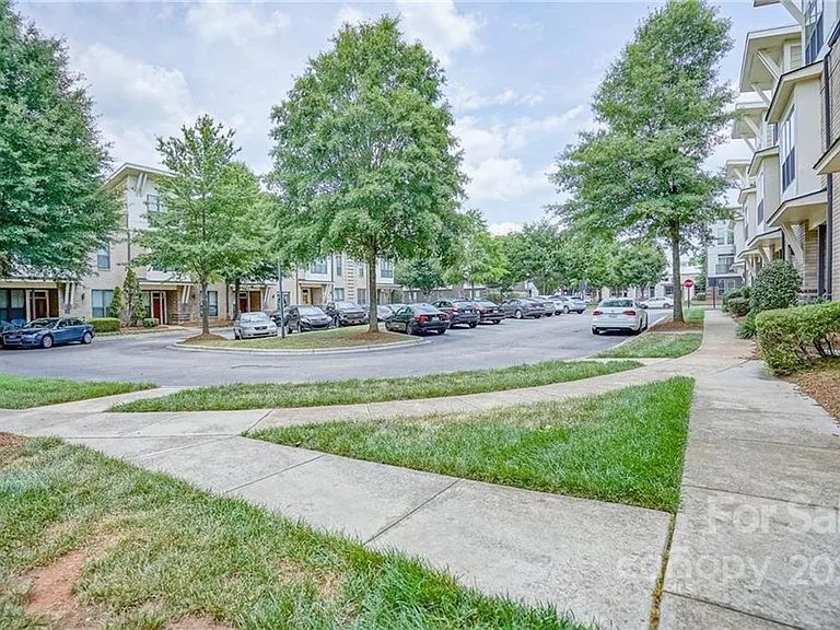 3427 Steel Yard Ct — Photo 6