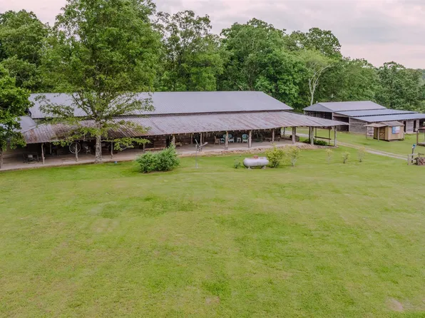 2413 County Road 642, Mentone, AL 35984