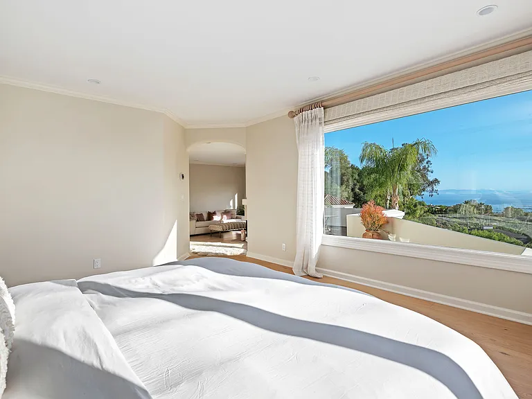 320 Calle Elegante — Photo 14