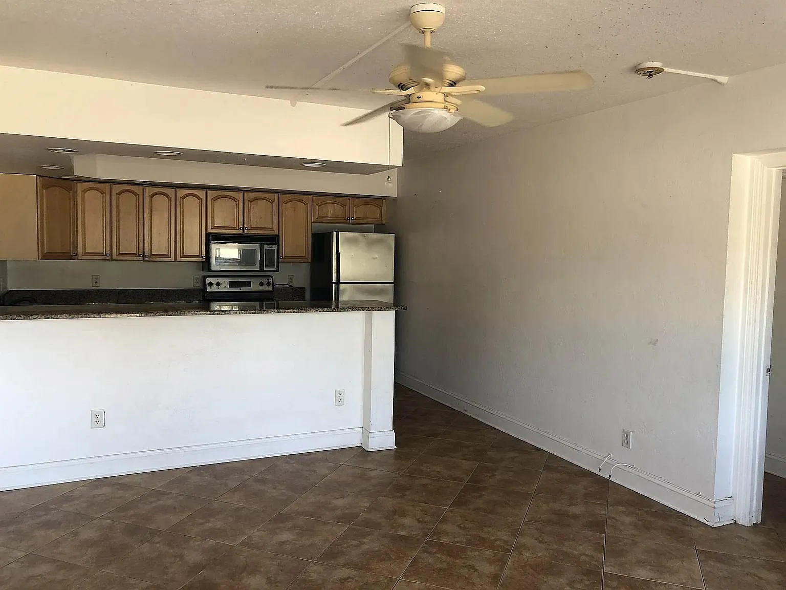 1 bed, 650 sqft, $2,000 — Photo 4