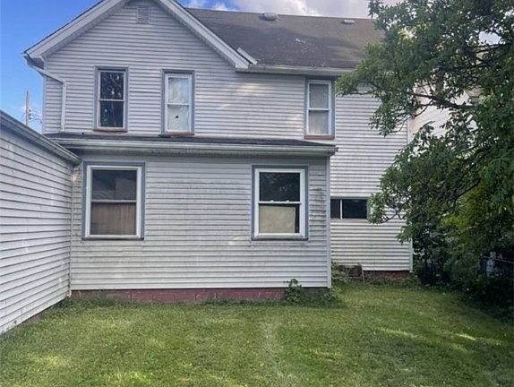 3rd image of 1106 Norwood Ave