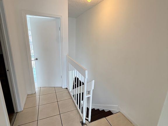 4th image of 5486 W 20th Ave #105