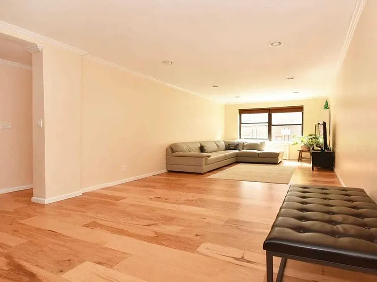90 Schenck Ave — Photo 16
