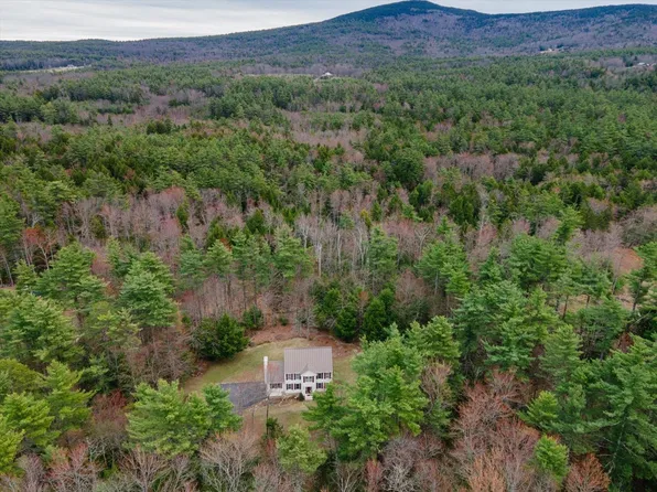 14 Snow Road, Peterborough, NH 03458