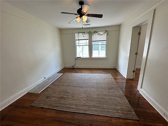 5th image of 5533 Willow St
