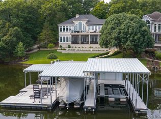 106 W Lake Ct, Sunrise Beach, MO 65079