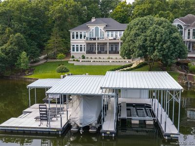 106 W Lake Ct, Sunrise Beach, MO, 65079