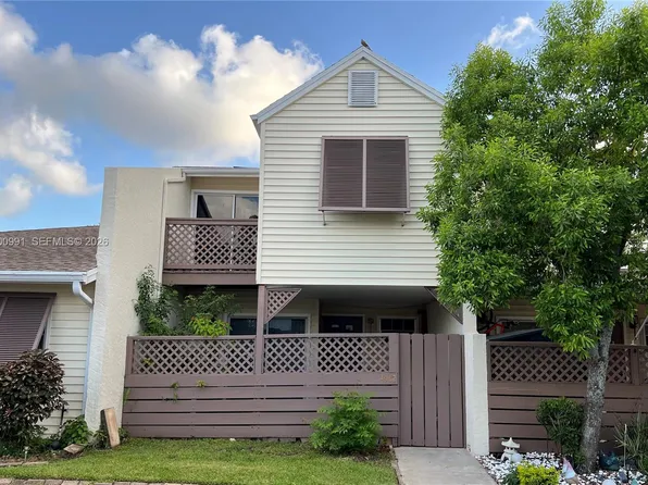 4952 N Hemingway Cir #4952, Pompano Beach, FL 33063