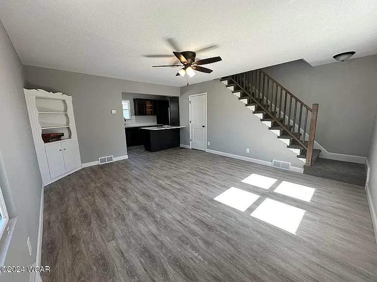 1102 Richie Ave — Photo 5