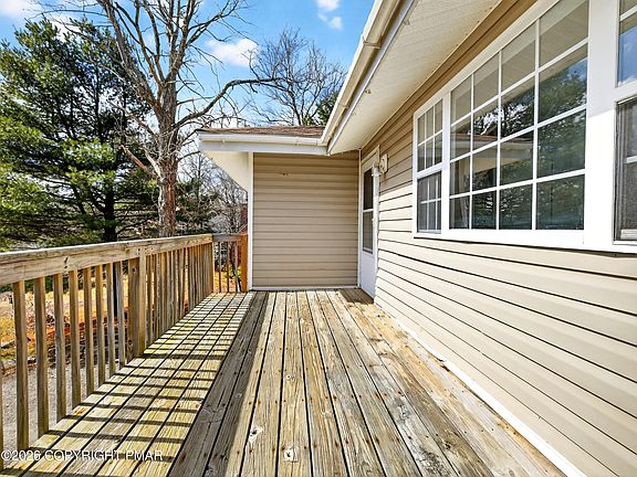 3rd image of 7648 Rainbow Dr