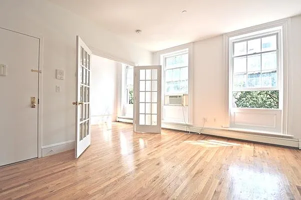 Rented by Maz Group NY | media 21