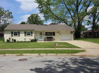 110 Charles Pl, Englewood, OH