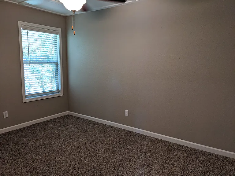 Creekside Colony — Photo 10