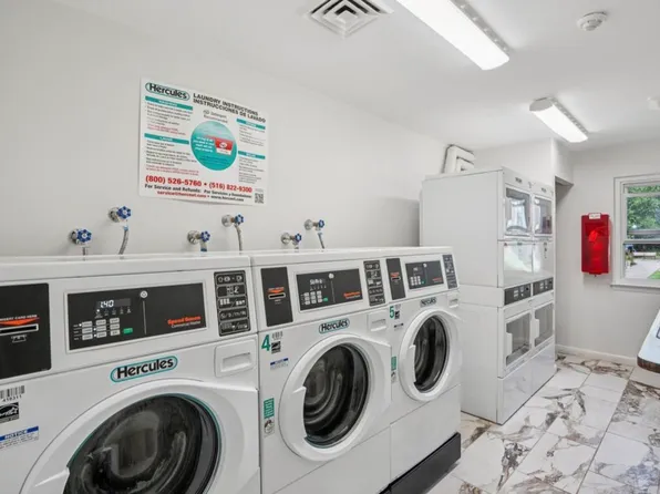 1111 River Road image 10 of 13