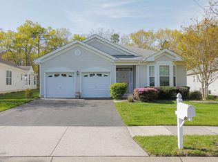 17 Derby Dr, Galloway, NJ 08205