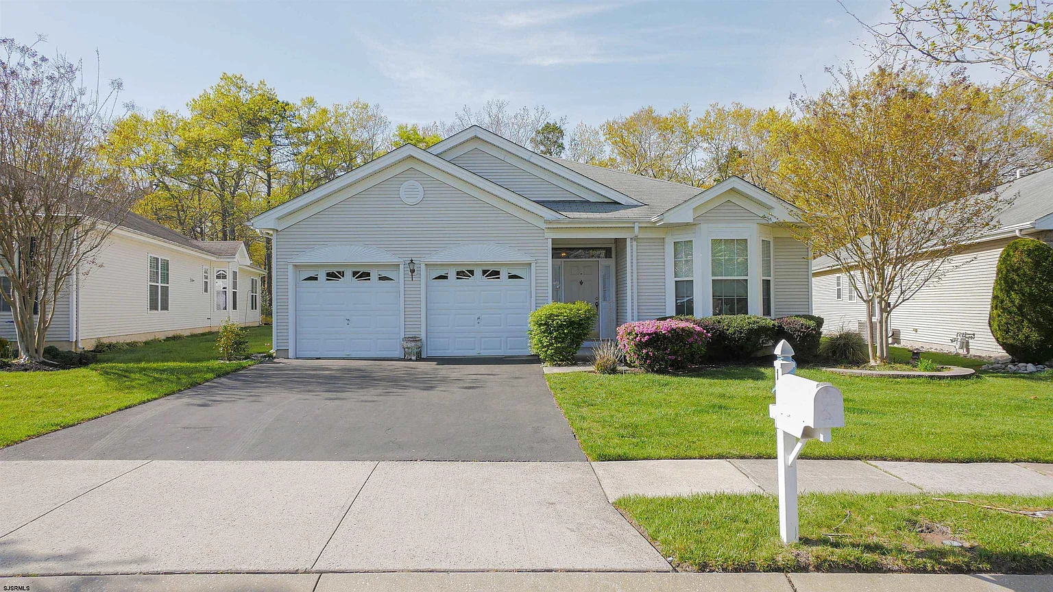 17 Derby Dr photo 1