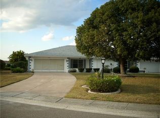 203 Meadowvista Ln, Sun City Center, FL 33573