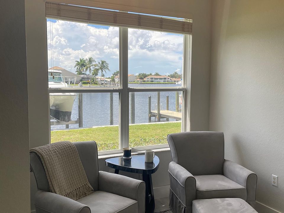 Coffee nook with gliders