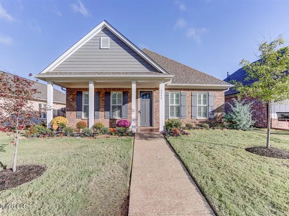 3444 Hatton Dr, Nesbit, MS 38651