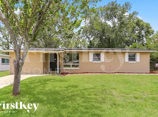 447 Clermont Dr W, Orange Park, FL 32073