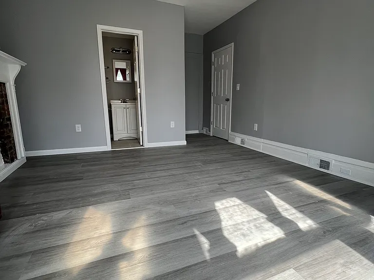 210 E End Ave #2B — Photo 12