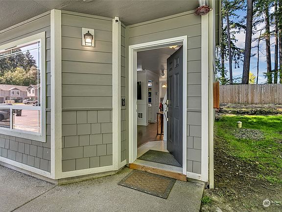 3rd image of 1126 110th Street E #39