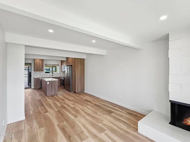 61B Redwood Ave — Photo 19