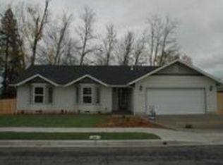 1503 Kokanee Ln, Grants Pass, OR 97527