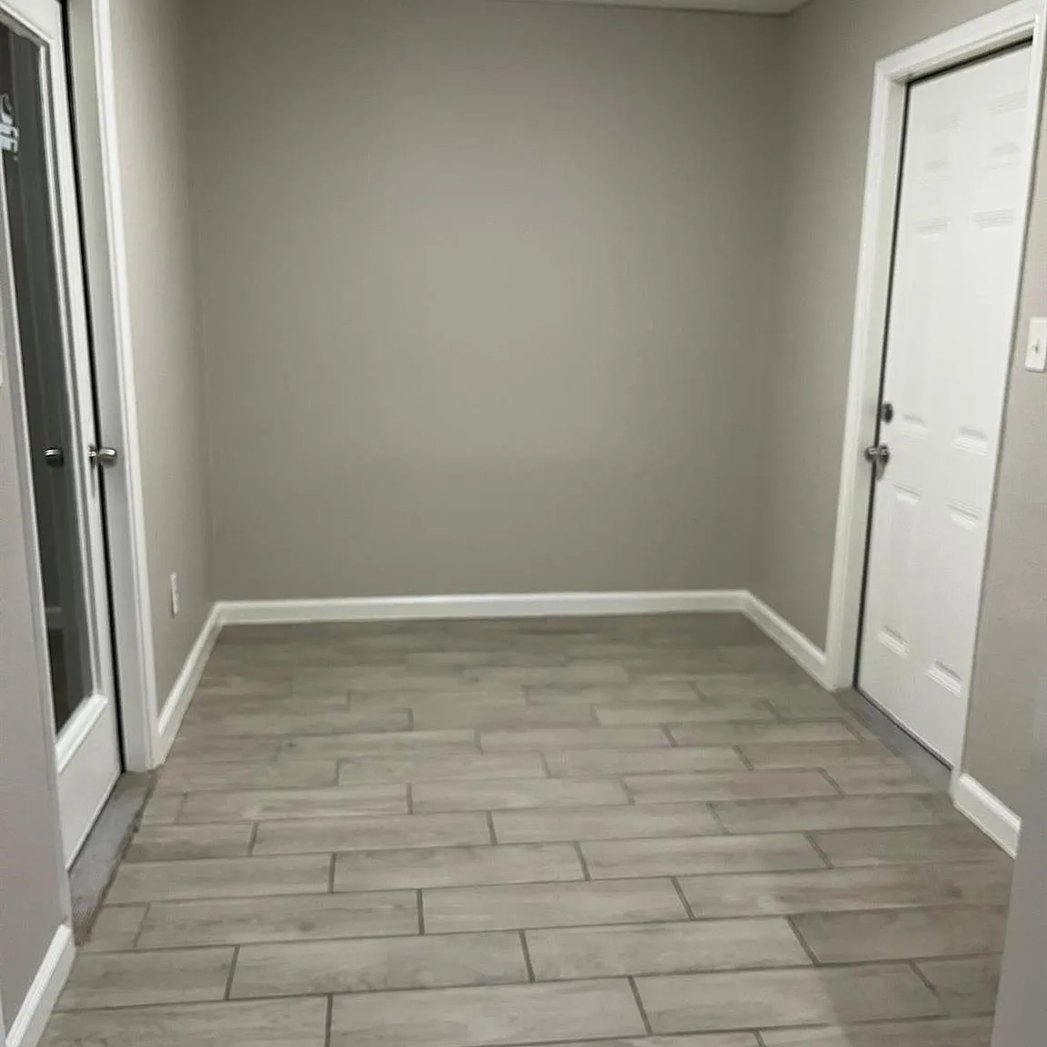 3 bed, 2.0 bath, 1412 sqft, $2,100 — Photo 2