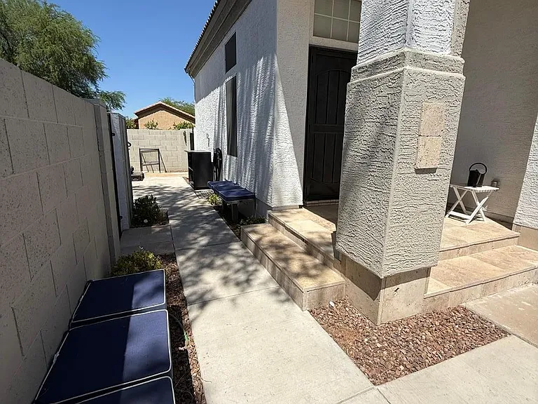 4304 E Milton Dr — Photo 23