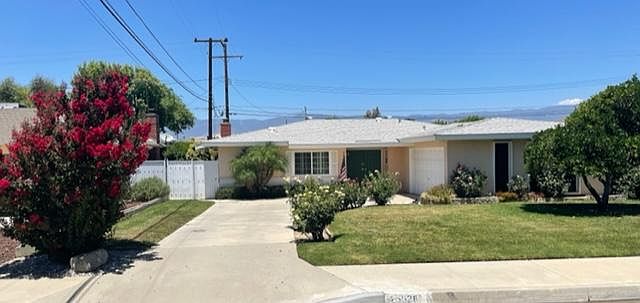 1st image of 25526 Lomas Verdes St